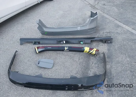 2025 Honda Accord Hybrid Touring from USA, damaged, VIN 1HGCY2F89SA056998